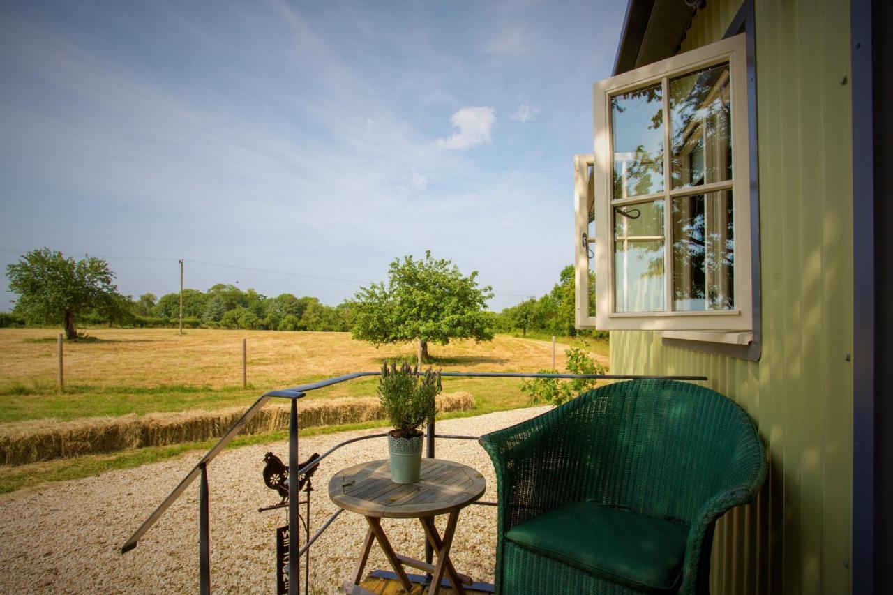 The Abberton Shepherds Hut 이브샘 외부 사진